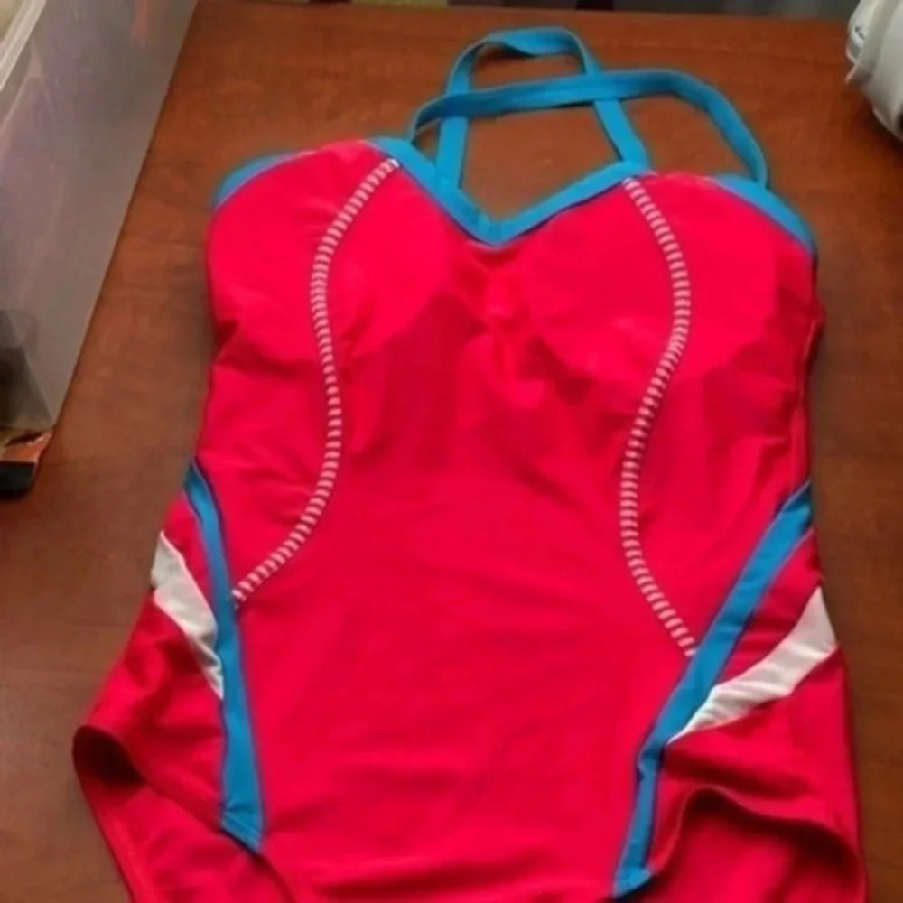 Un Brand Swimsuit 42